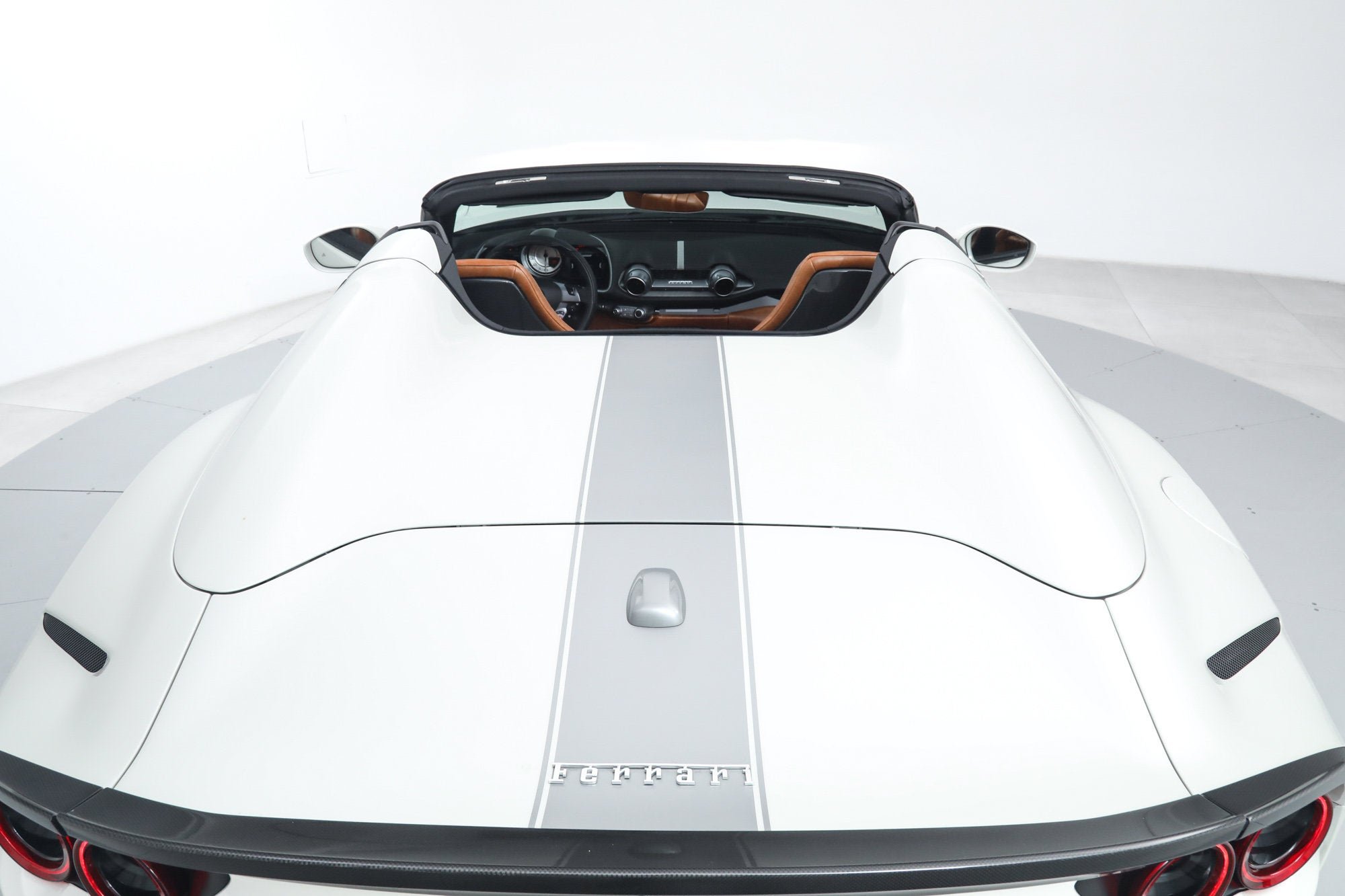 Certified Used 2022 Bianco Fuji Ferrari  image 37