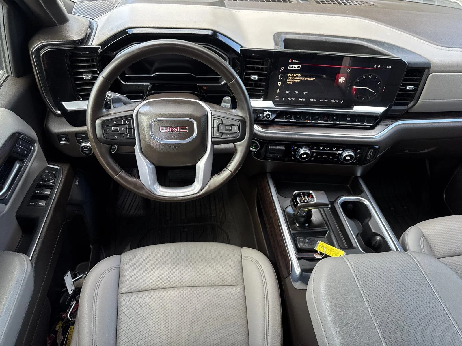 Used 2024 White Frost Tricoat GMC SLT image 14