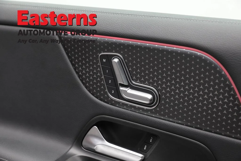 Used 2025 Black Mercedes-Benz GLA 250 image 19