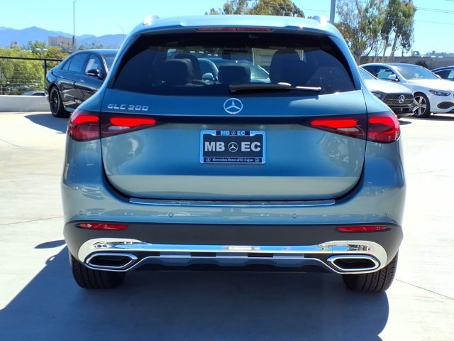 New 2027 Silver Mercedes-Benz GLC 300 image 22