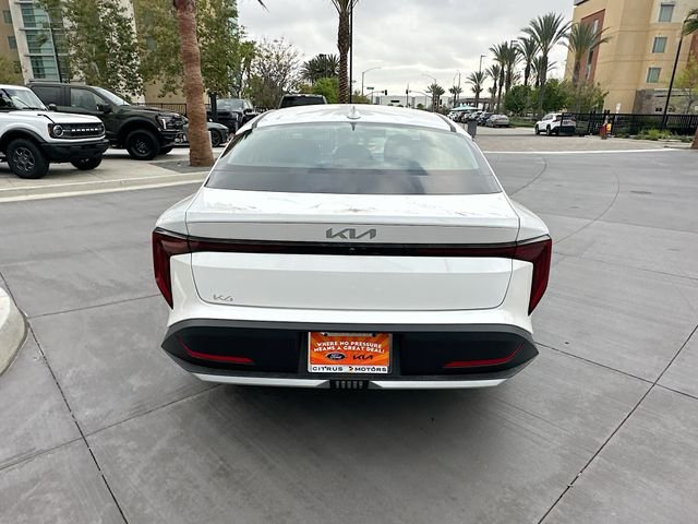 New 2026 Snow White Pearl Kia LXS image 6