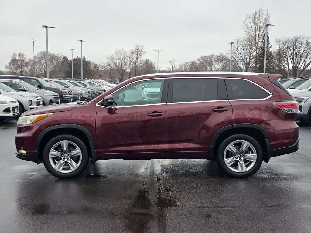 Used 2016 Toyota Highlander Limited with VIN 5TDDKRFH5GS267879 for sale in St. Cloud, Minnesota