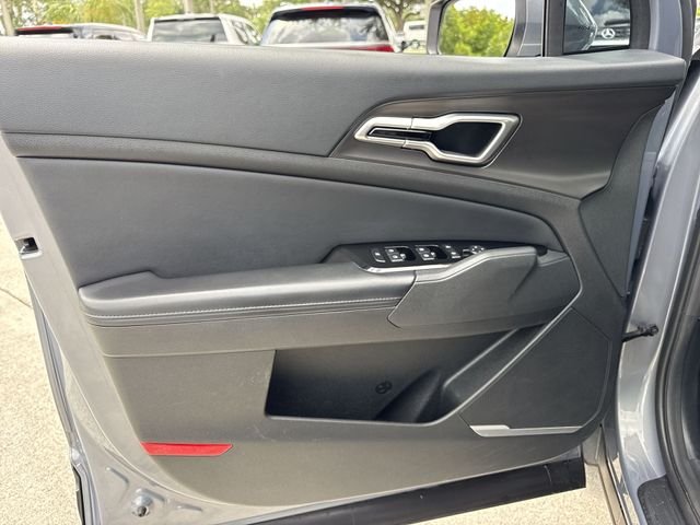 2023 Kia Sportage EX - Photo 13