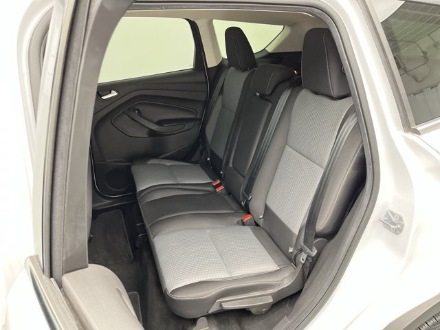 Used 2019 Oxford White Ford SE image 11