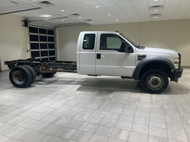 2008 Ford F-550 - Photo 6