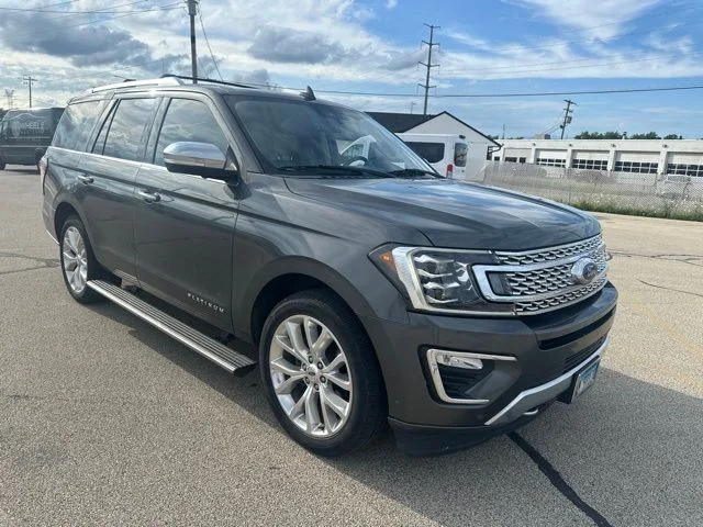 Used 2018 Magnetic Ford Platinum image 5