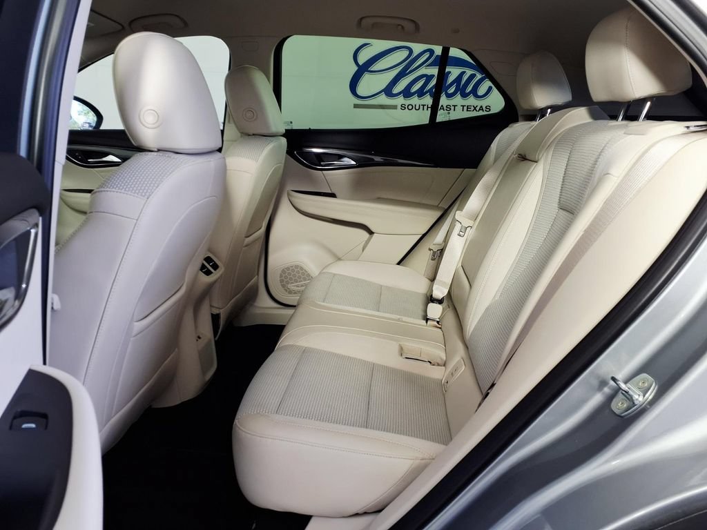 Used 2023 MOONSTONE GRAY METALLIC Buick Preferred image 8