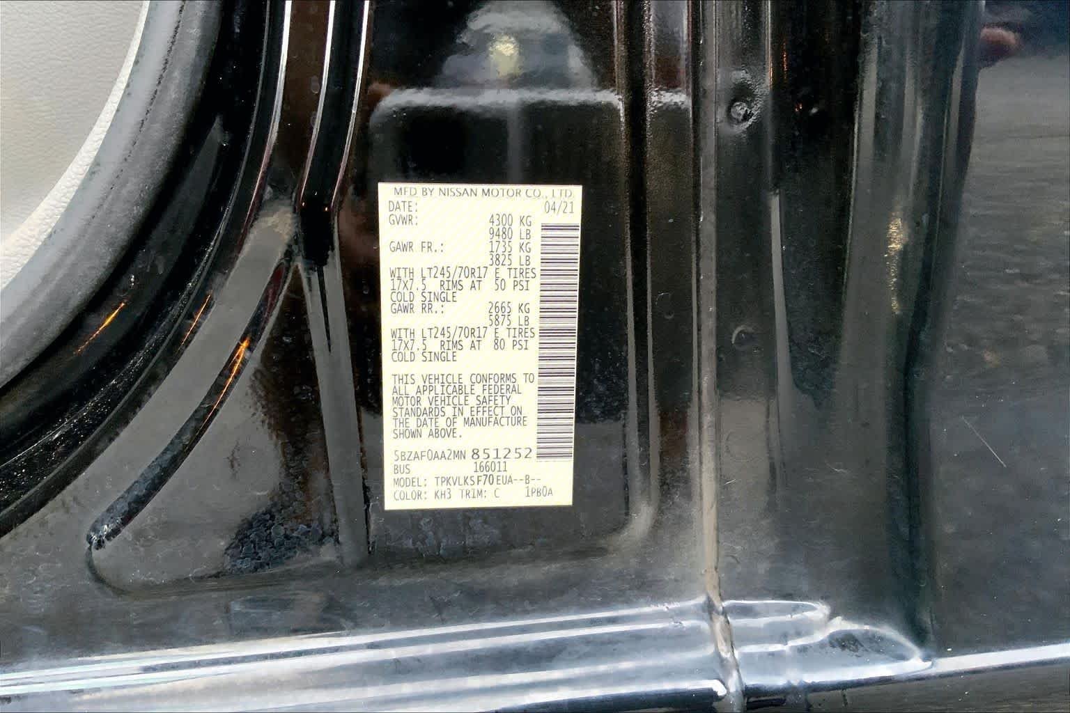 Used 2021 Super Black Nissan NV3500 HD SL image 27