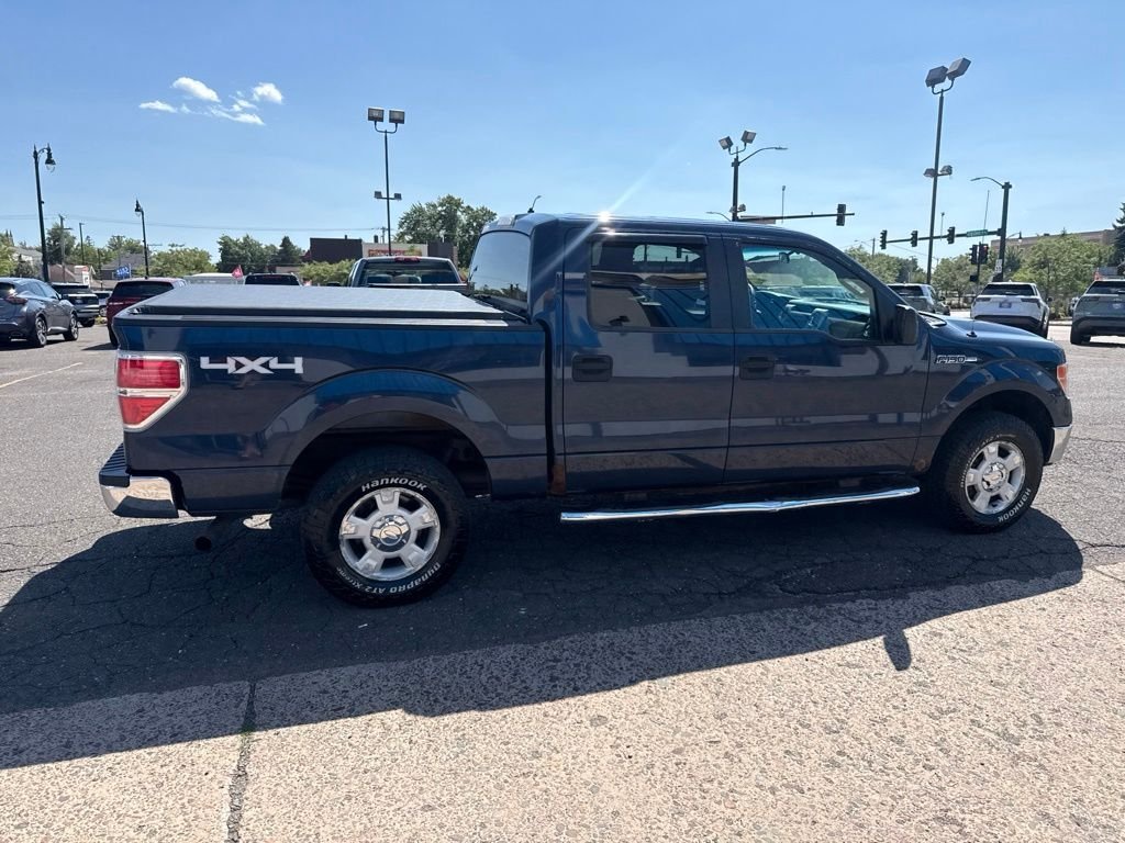 Used 2013 Blue Ford XLT image 11