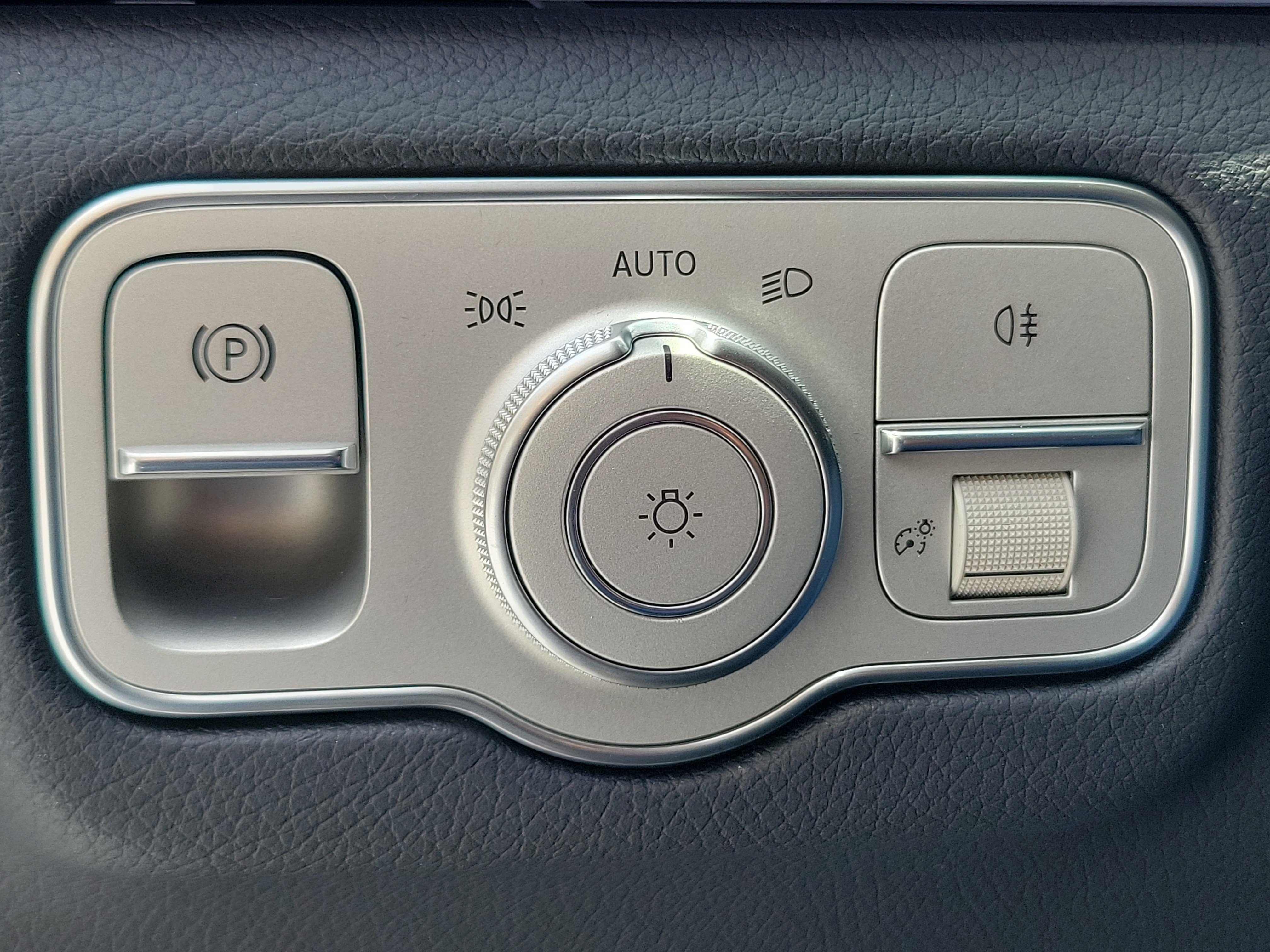 New 2026 Selenite Grey Metallic Mercedes-Benz GLE 450 image 61