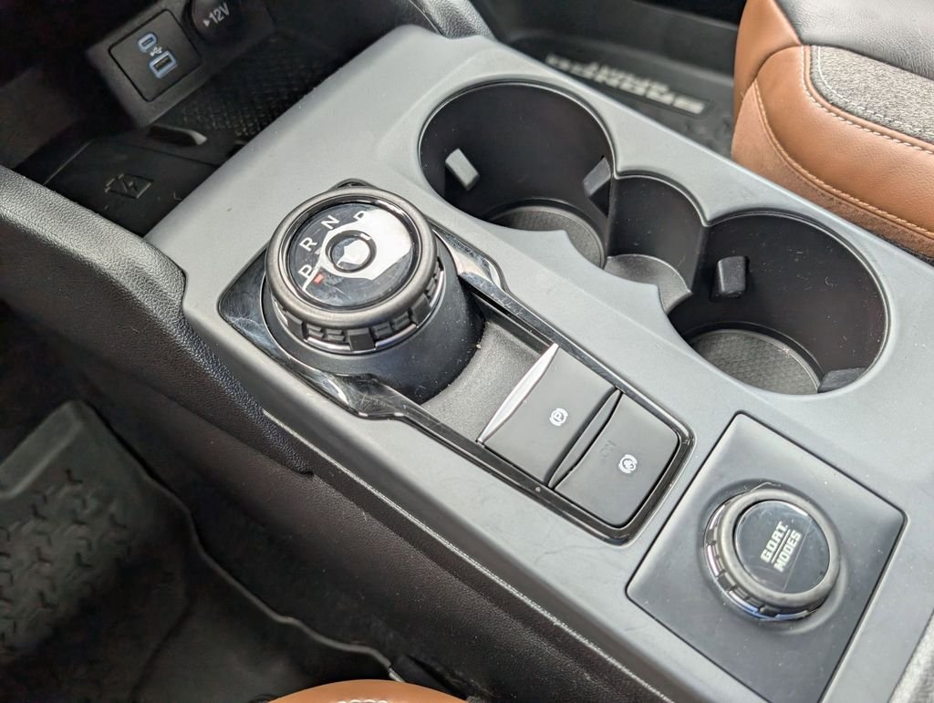 Used 2022 Orange Ford Outer Banks image 13
