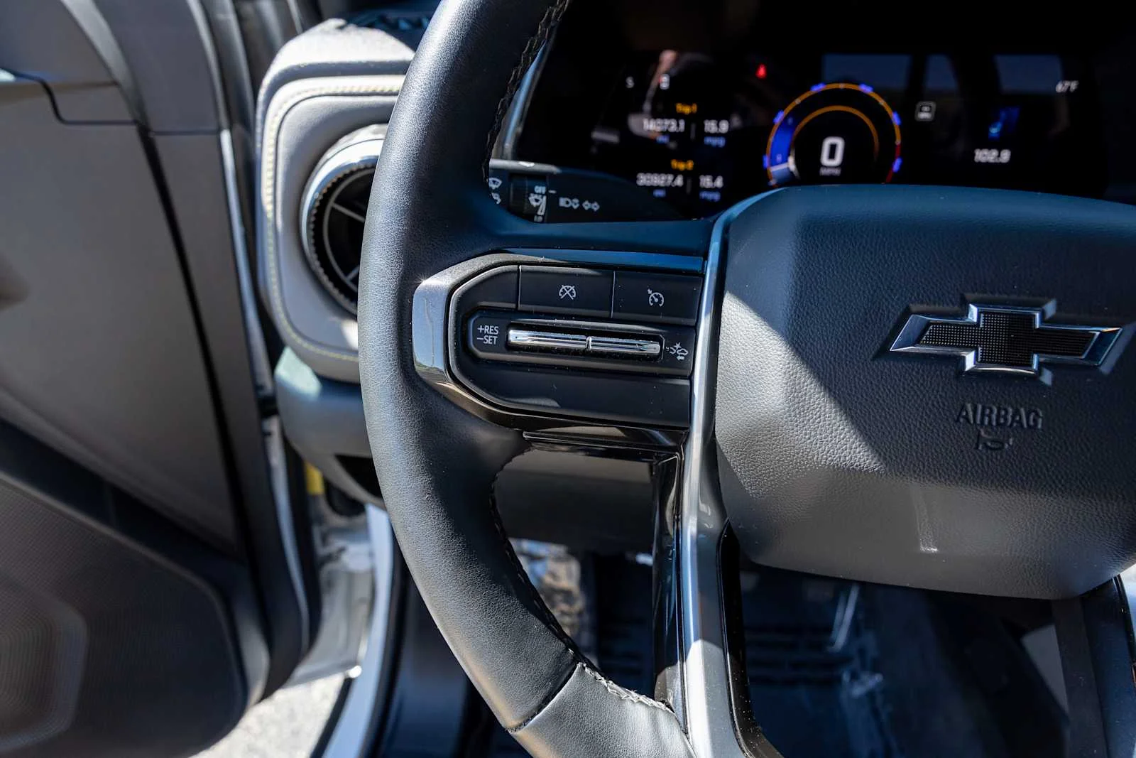 Used 2023 Summit White Chevrolet ZR2 image 16