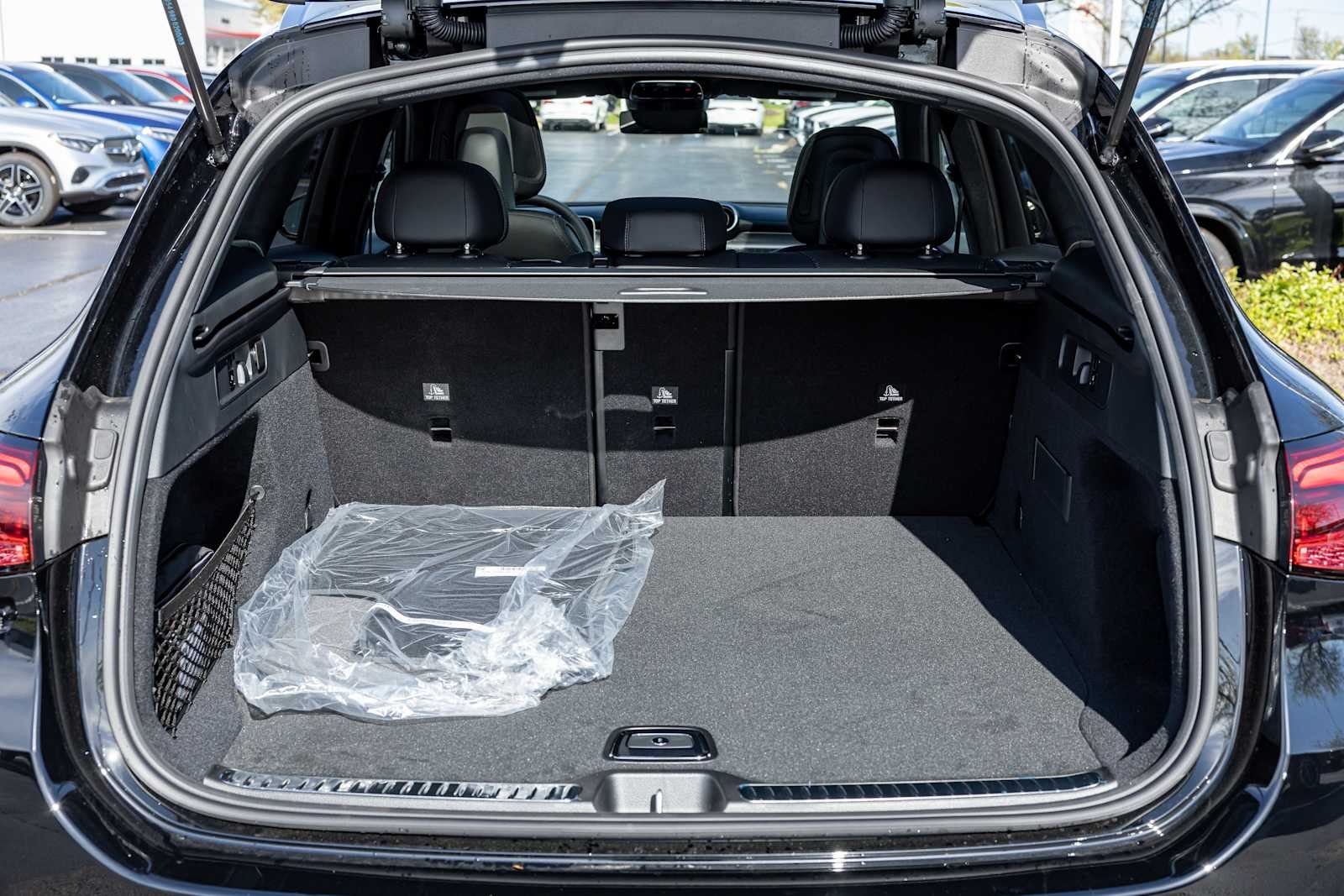 New 2026 Black Mercedes-Benz GLC 300 image 28
