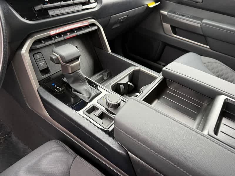 2026 Toyota Tundra SR5 - Photo 12