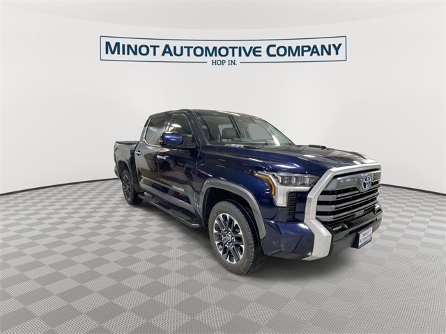 2023 Toyota Tundra Limited photo 2