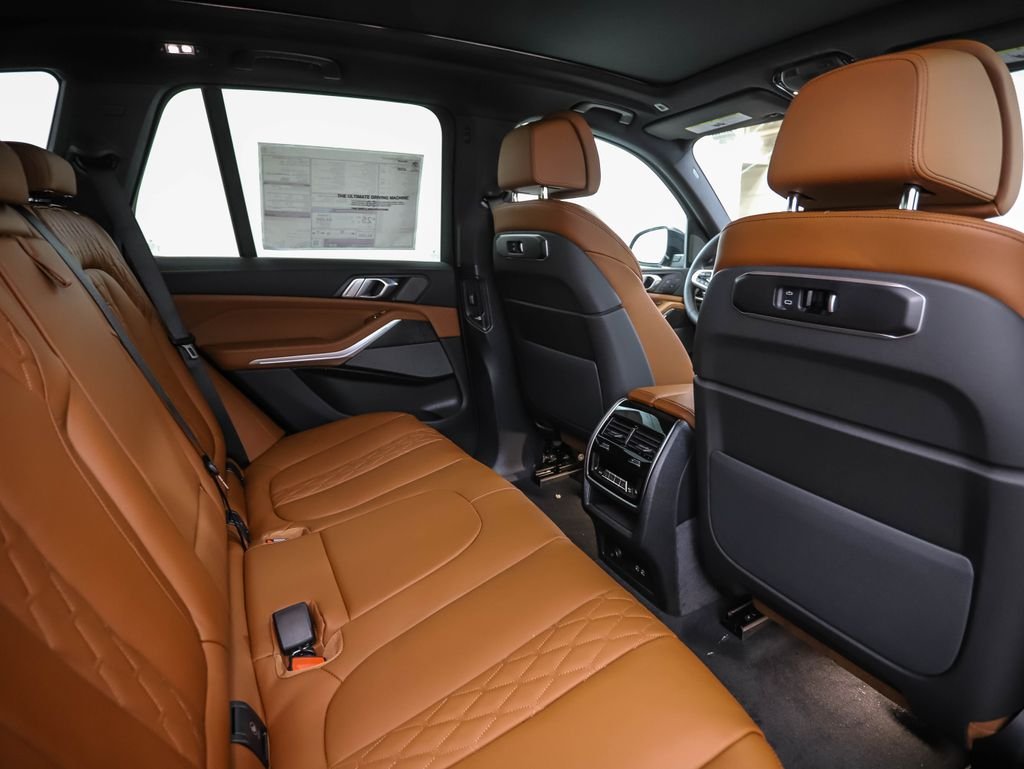 New 2026 Black Sapphire Metallic BMW xDrive40i image 26