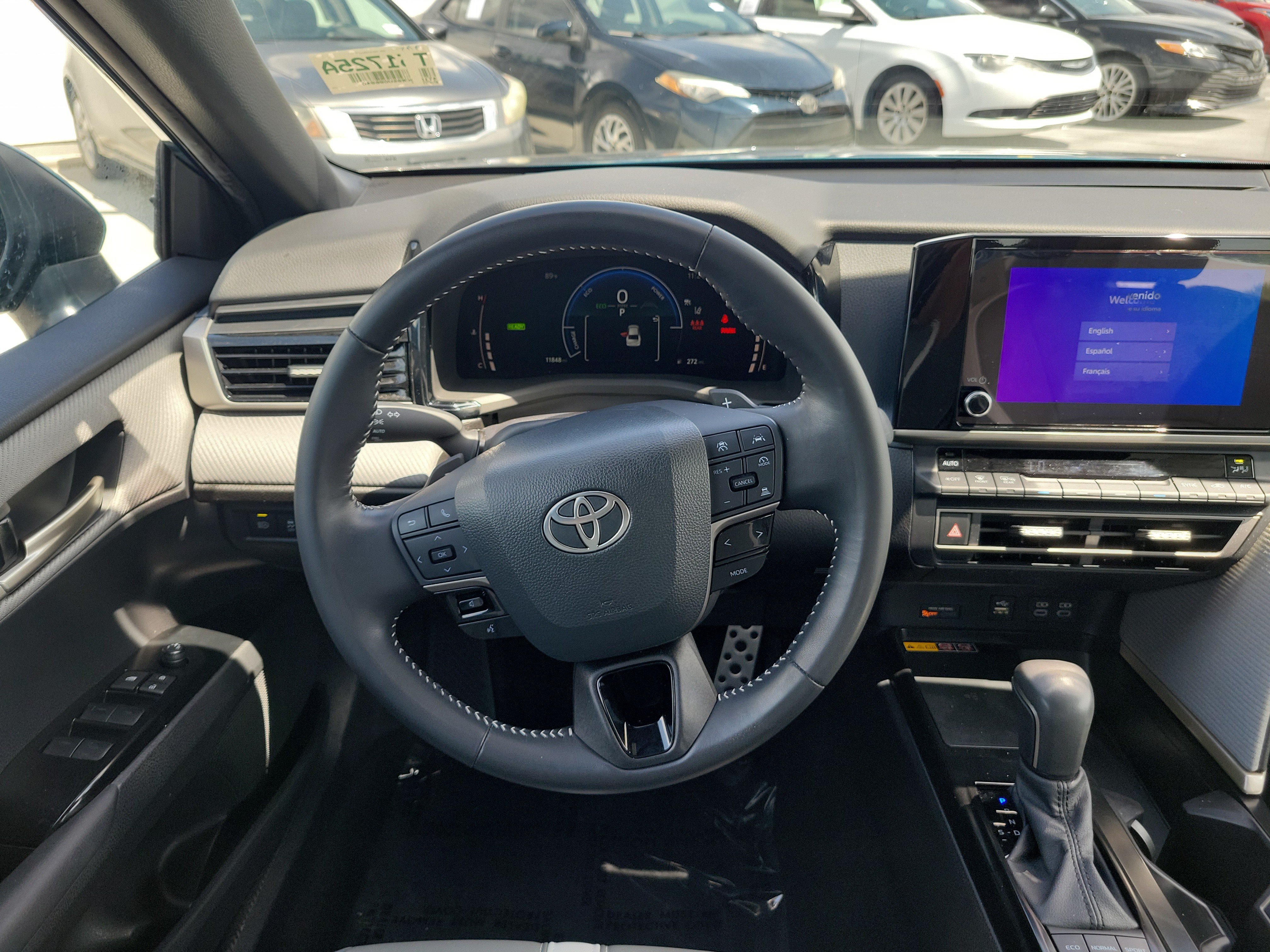 Used 2025 Ocean Toyota SE image 16