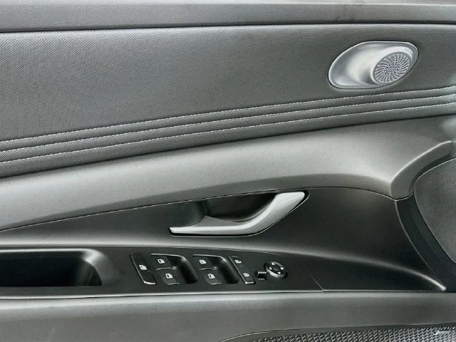 New 2026 Hyundai ELANTRA Limited