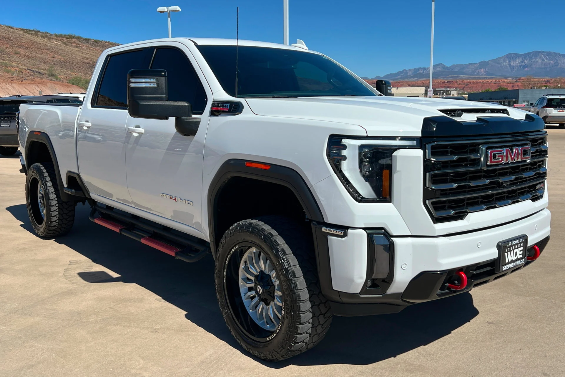 Used 2024 Summit White GMC AT4 image 7