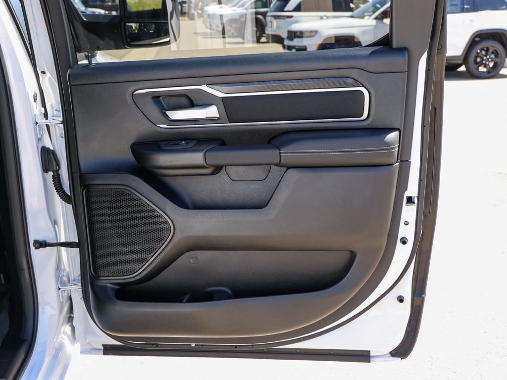 New 2026 Bright White Clear-Coat Exterior Paint RAM Big Horn Night Edition image 17