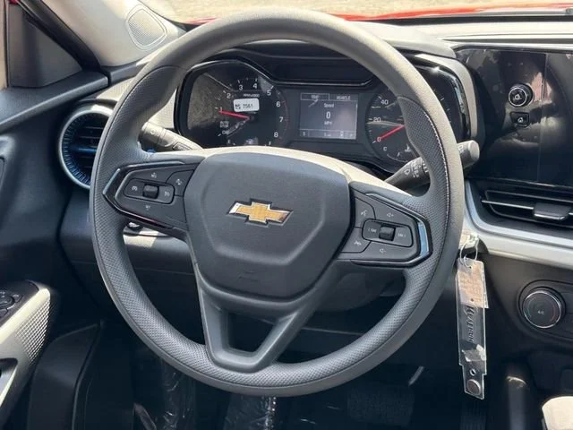 2026 Chevrolet Trax LS - Photo 7