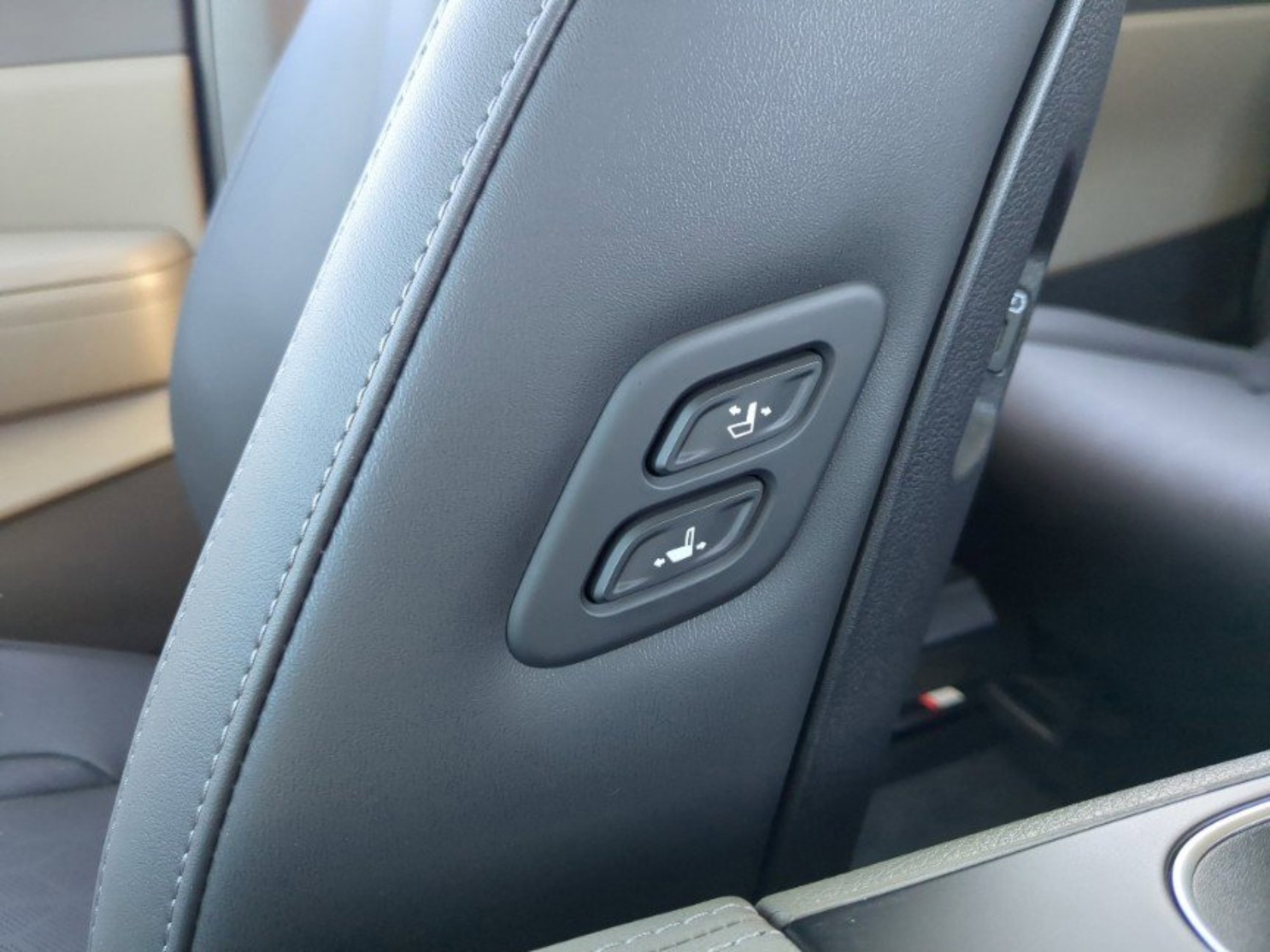 New 2026 Aurora Black Pearl Kia EX image 18