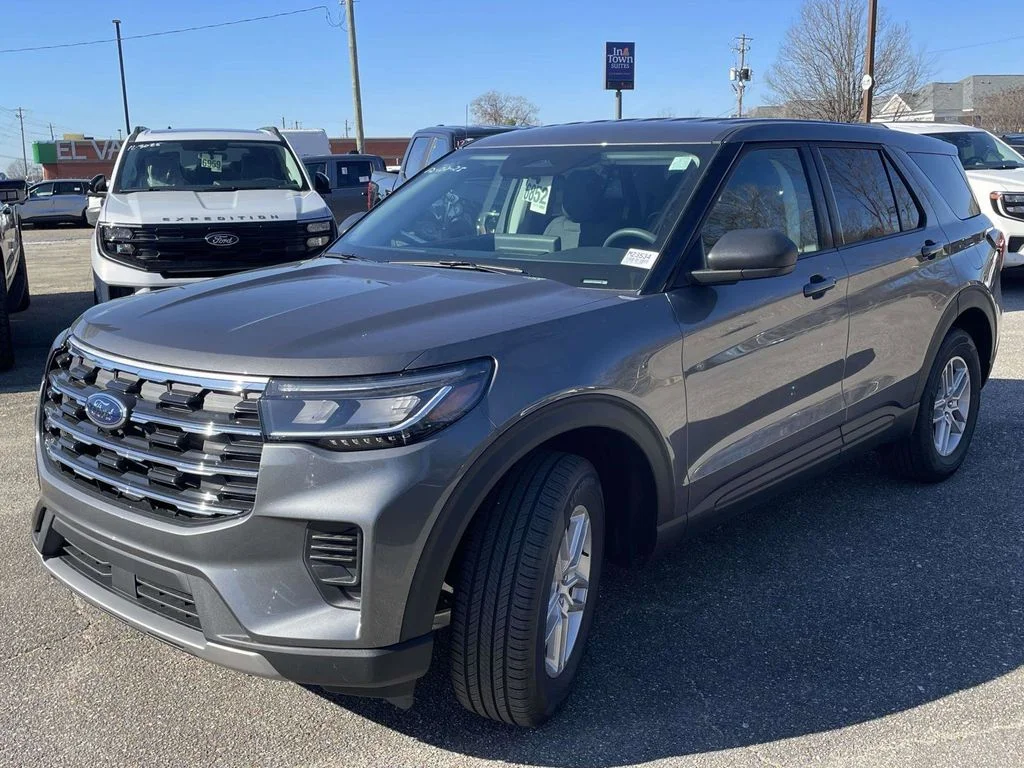 New 2026 Carbonized Gray Metallic Ford Active 100A image 7