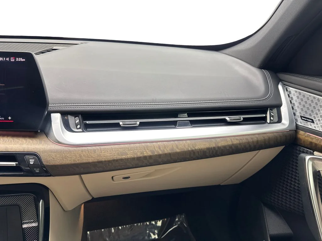 Used 2023 Green BMW xDrive28i image 59