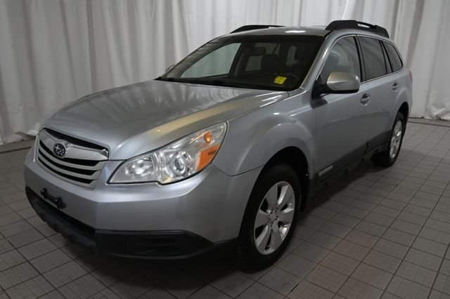 Used 2012 Silver Subaru 2.5i image 15