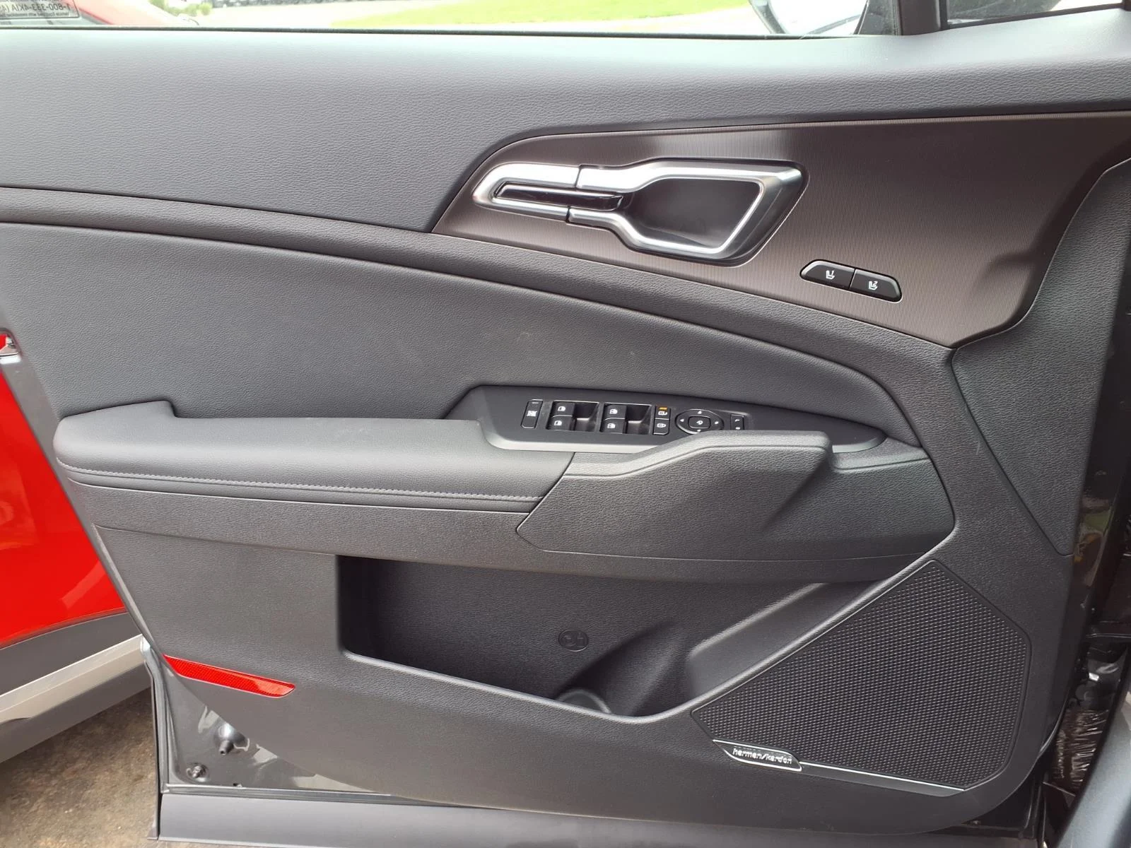 New 2027 Gravity Gray Kia SX Prestige image 11