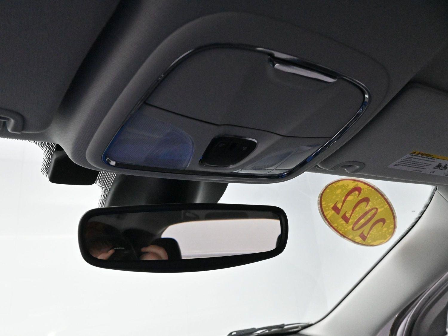 Used 2022 White Jeep Trailhawk image 25