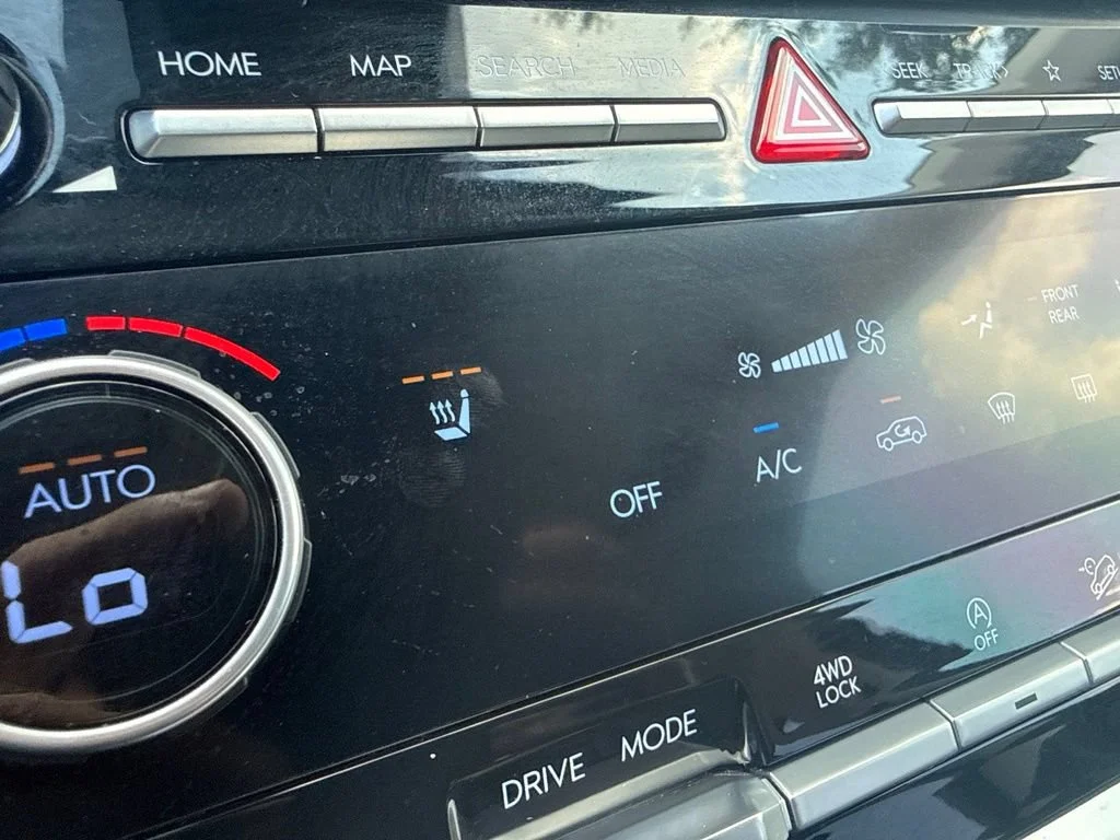 Used 2024  Hyundai SEL image 23