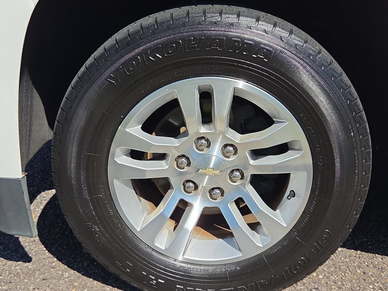 Used 2019 SUMMIT WHITE Chevrolet LT image 34