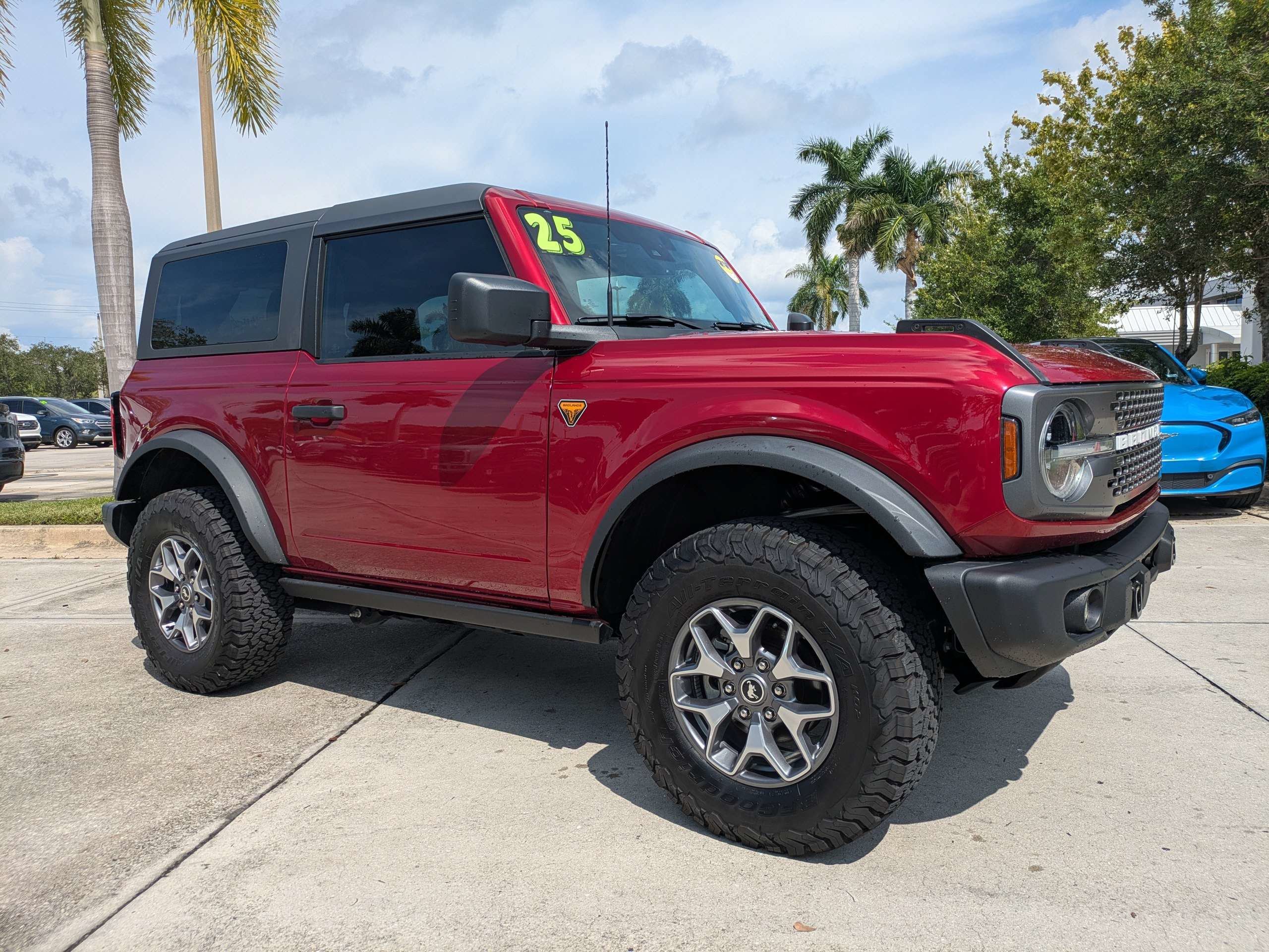 2025 Ford Bronco 2-Door Badlands