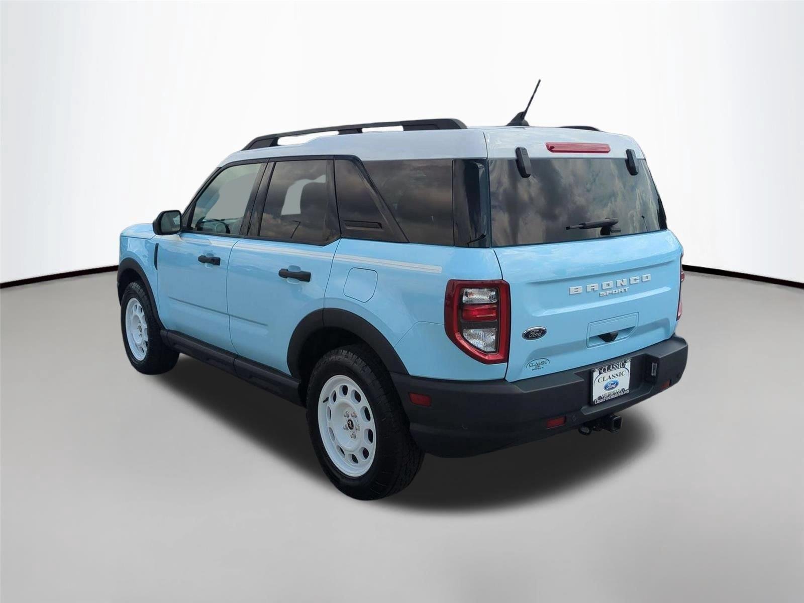 Used 2024 Robins Egg Blue Ford Heritage image 3