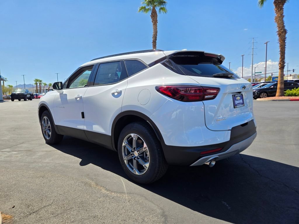 New 2026 Summit White Chevrolet 2LT image 3