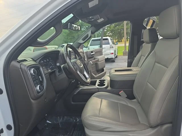 Used 2019 WHITE FROST TRICOAT GMC SLT image 16