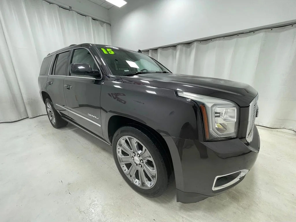 Used 2015 Gray GMC Denali image 2