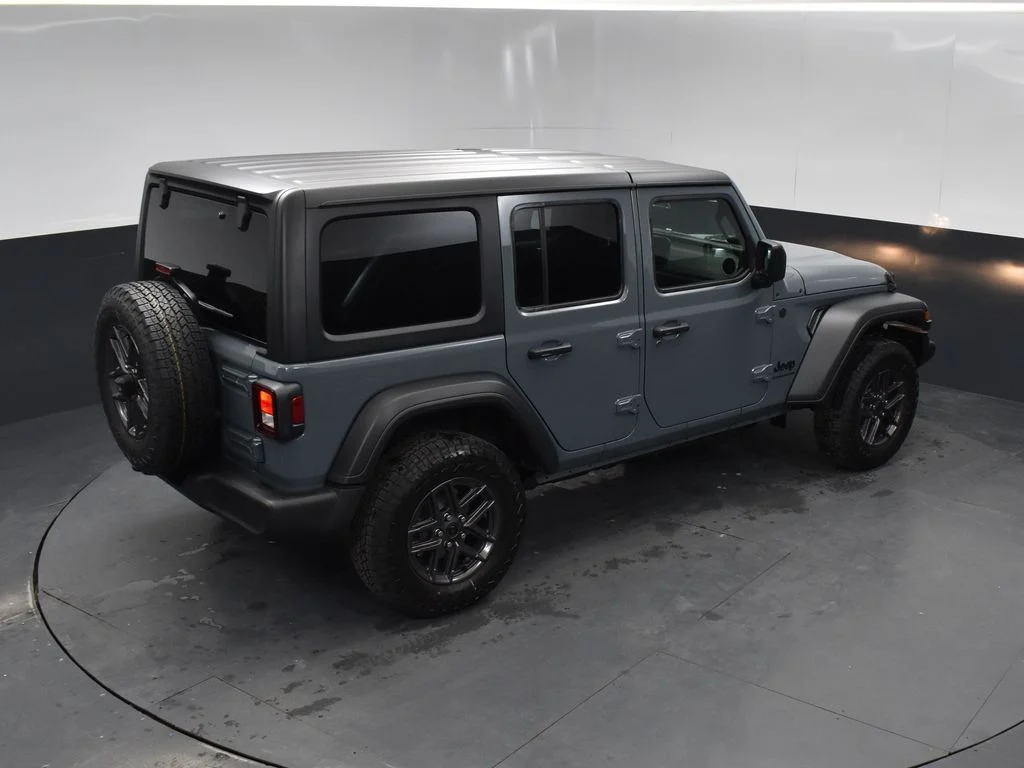New 2026 Anvil Clearcoat Jeep Sport S image 34