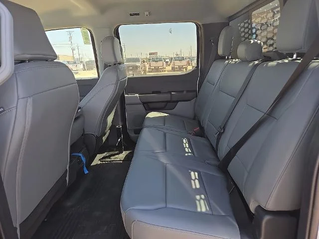 2024 Ford F-550 Super Duty Chassis Cab XL - Photo 46