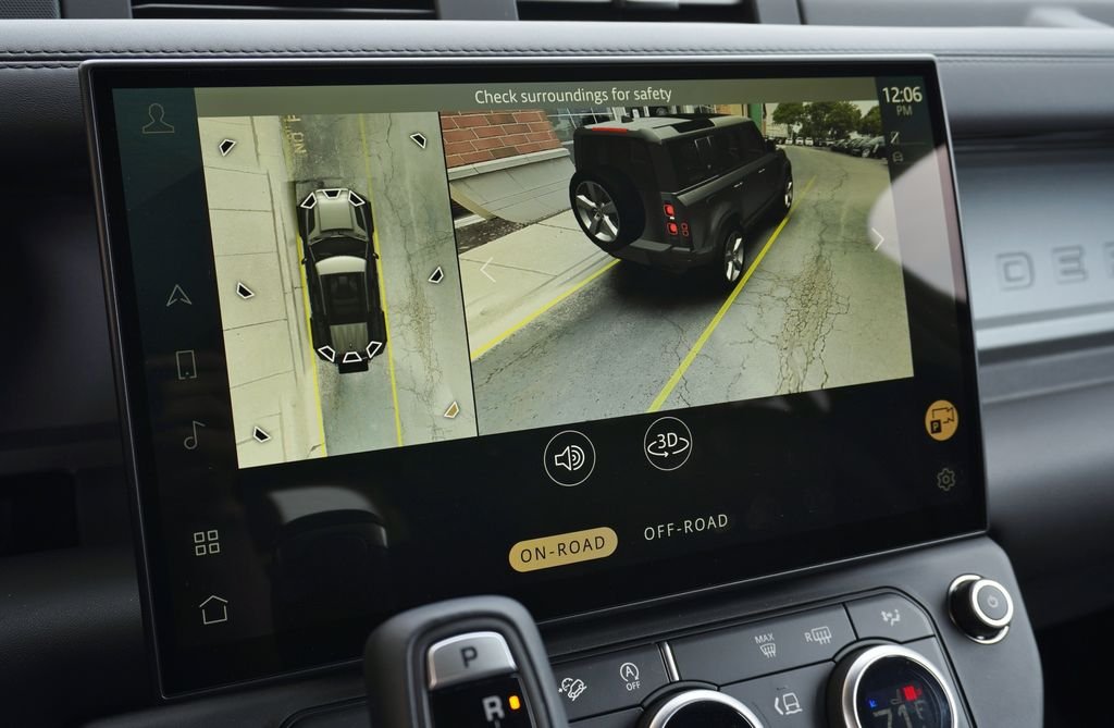 New 2026 Santorini Black Land Rover X image 25