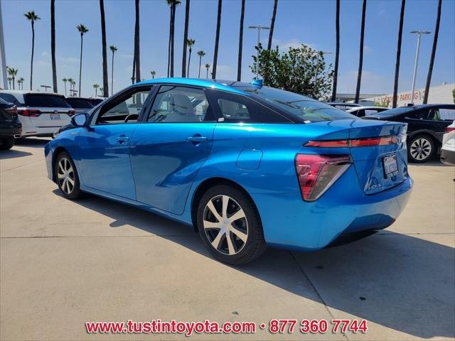Certified Used 2019 BLACK/PURE BLUE ME. Toyota  image 6
