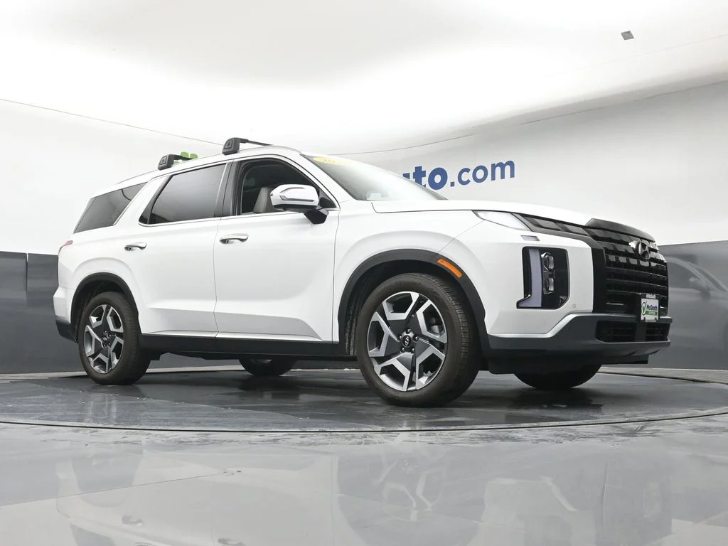 Used 2024 White Hyundai Limited image 30