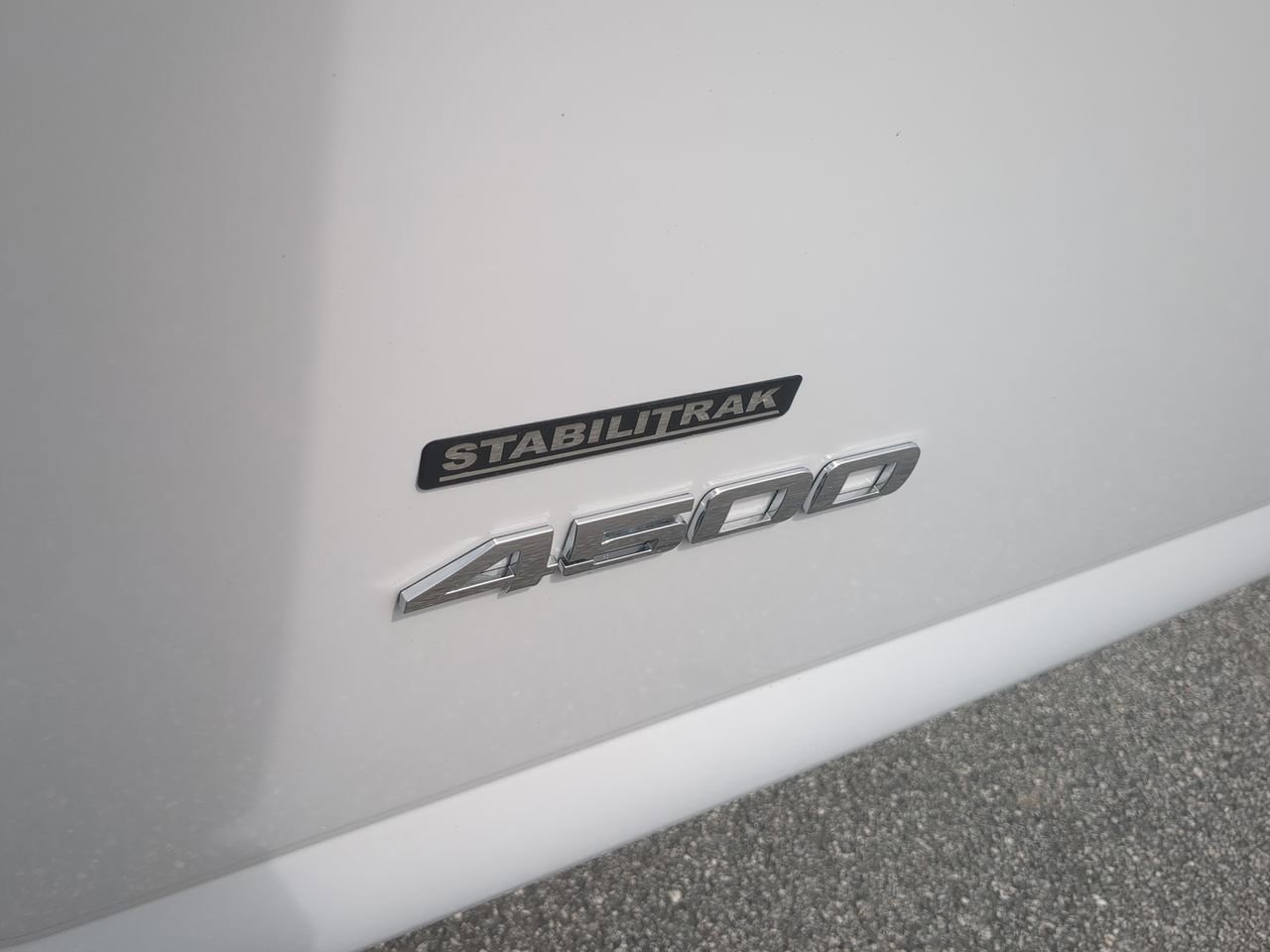 New 2025 Summit White GMC Work Truck image 28
