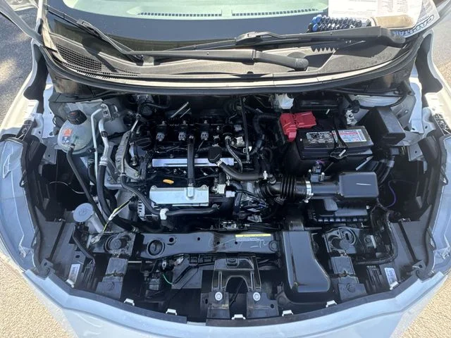 Used 2025 White Nissan 1.6 SR image 28