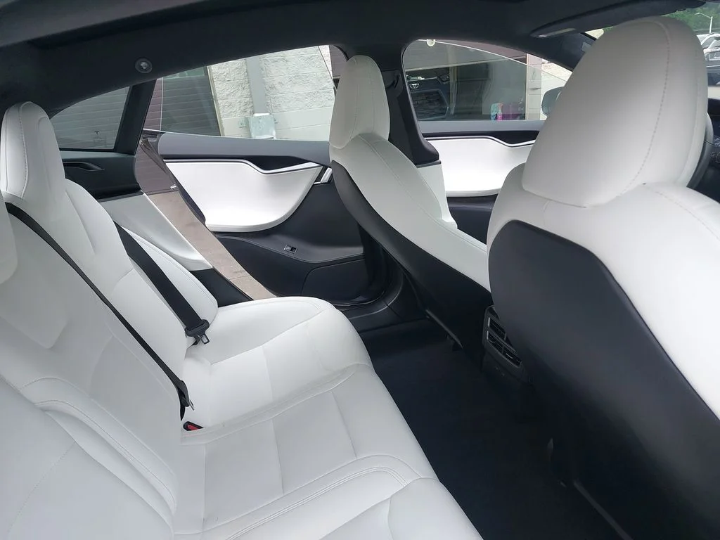Used 2021  Tesla Long Range image 11