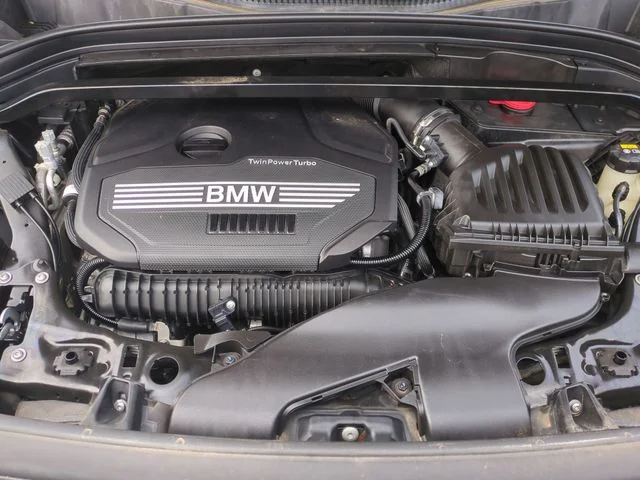 Used 2022 Black BMW sDrive28i image 37
