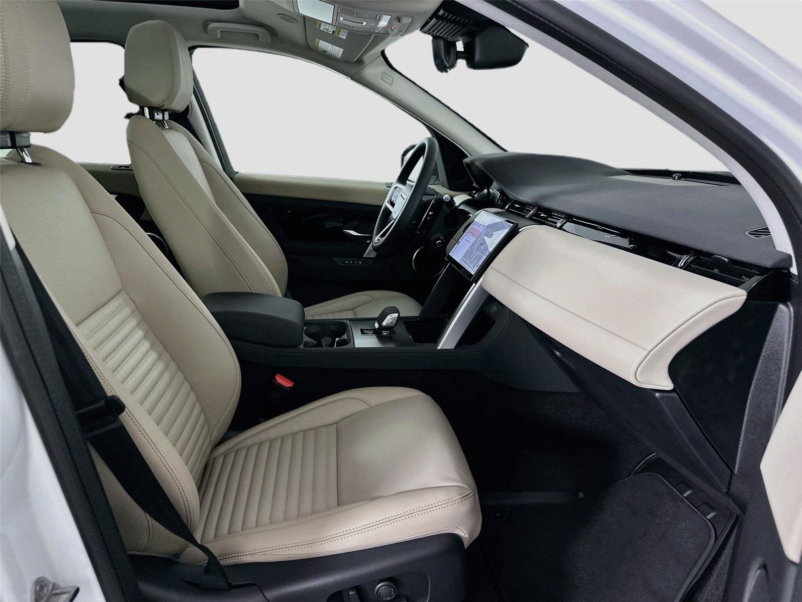 Certified Used 2025 Fuji White Land Rover S image 16