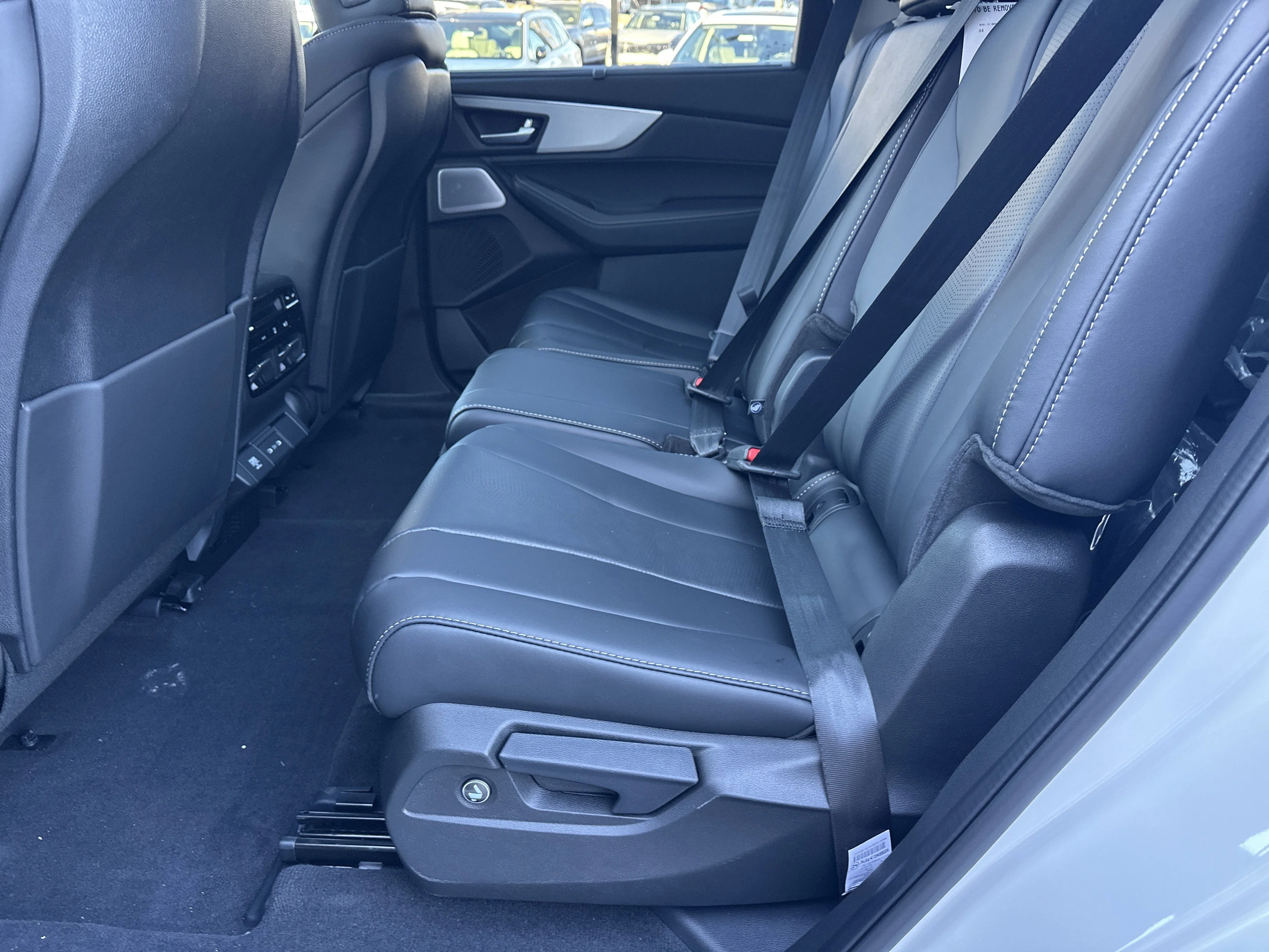 New 2026 Platinum White Pearl Acura w/Technology Package image 13
