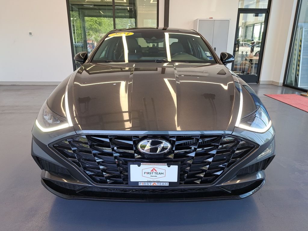 Used 2023 Gray Hyundai SEL Plus image 9